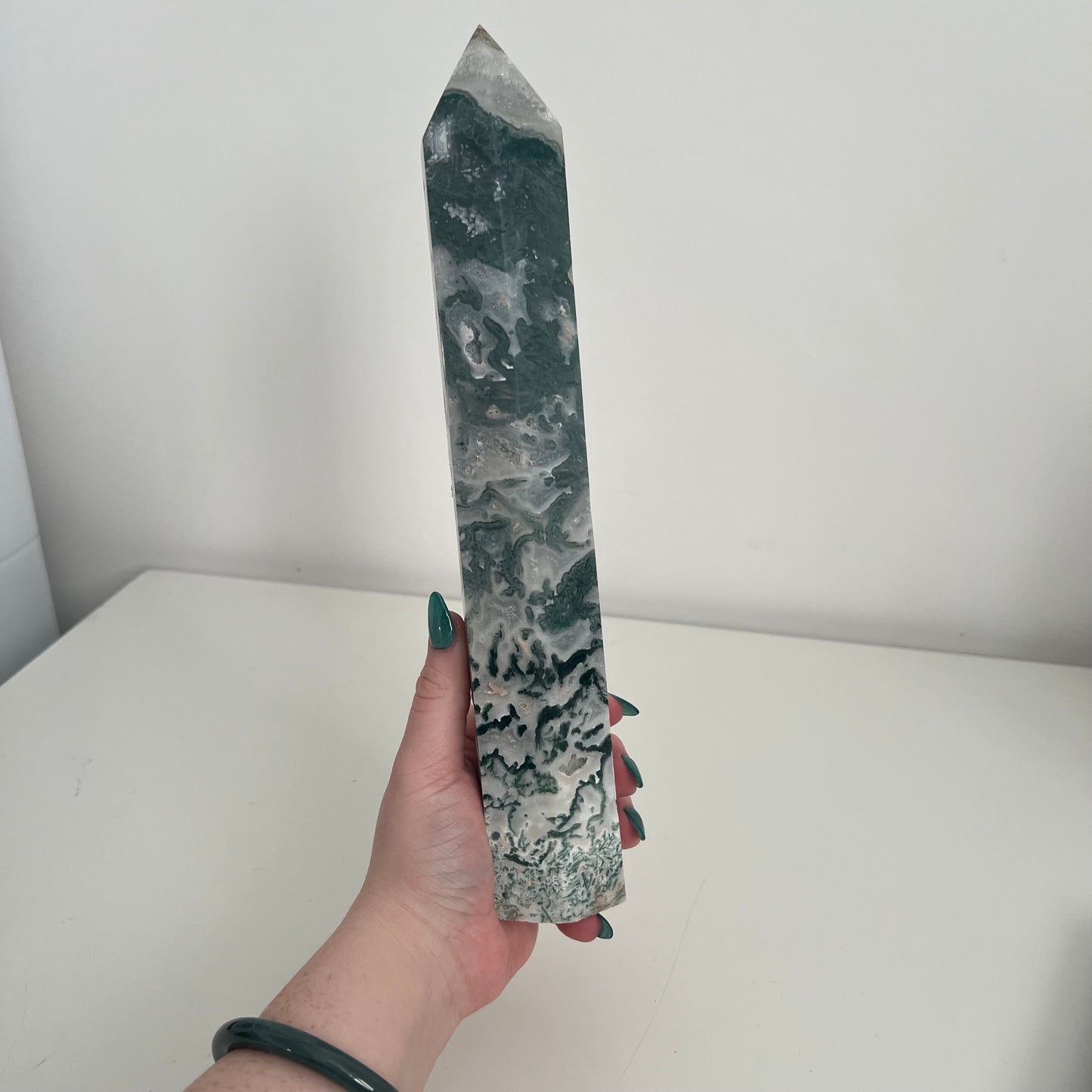 Statement Moss Agate Tower B