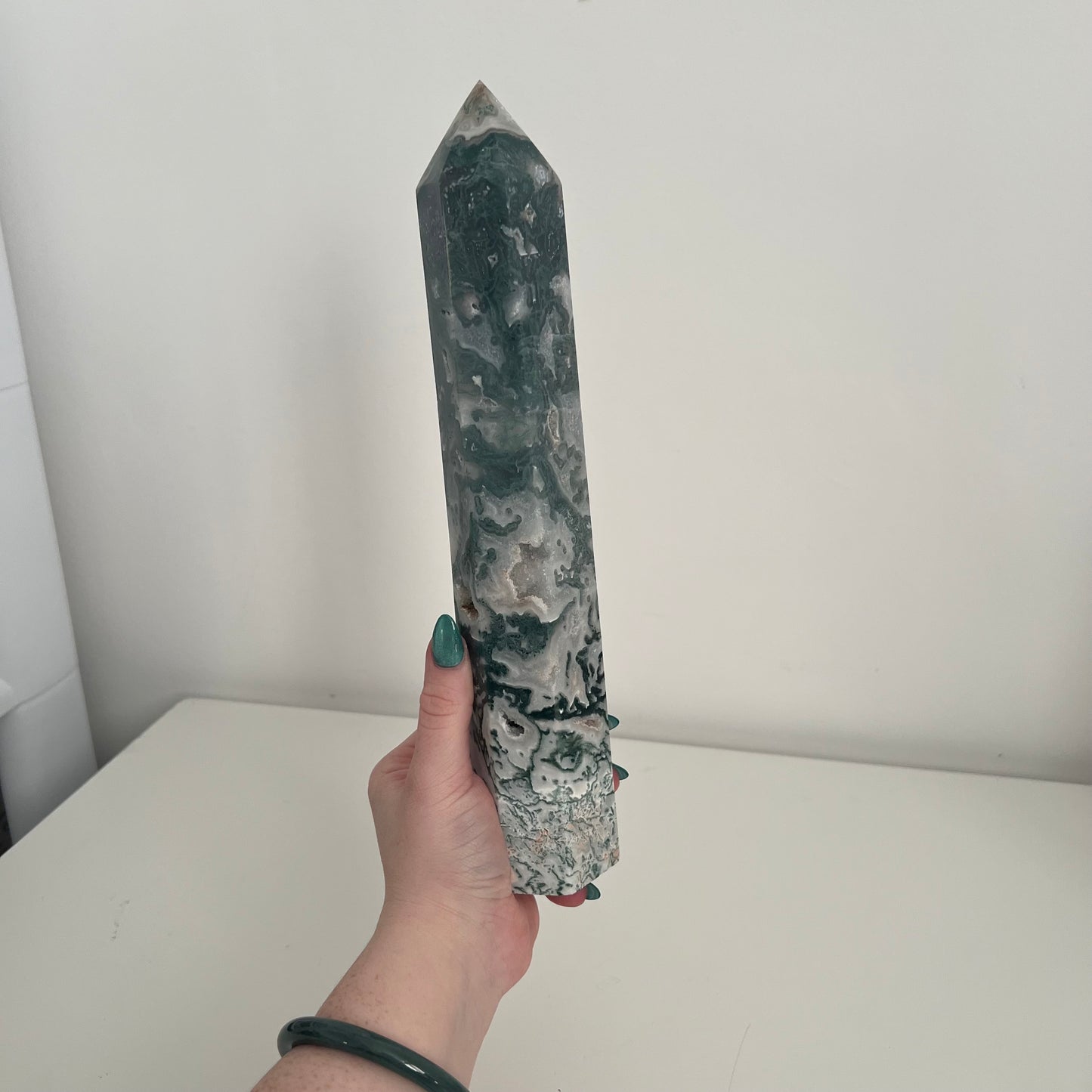 Statement Moss Agate Tower B