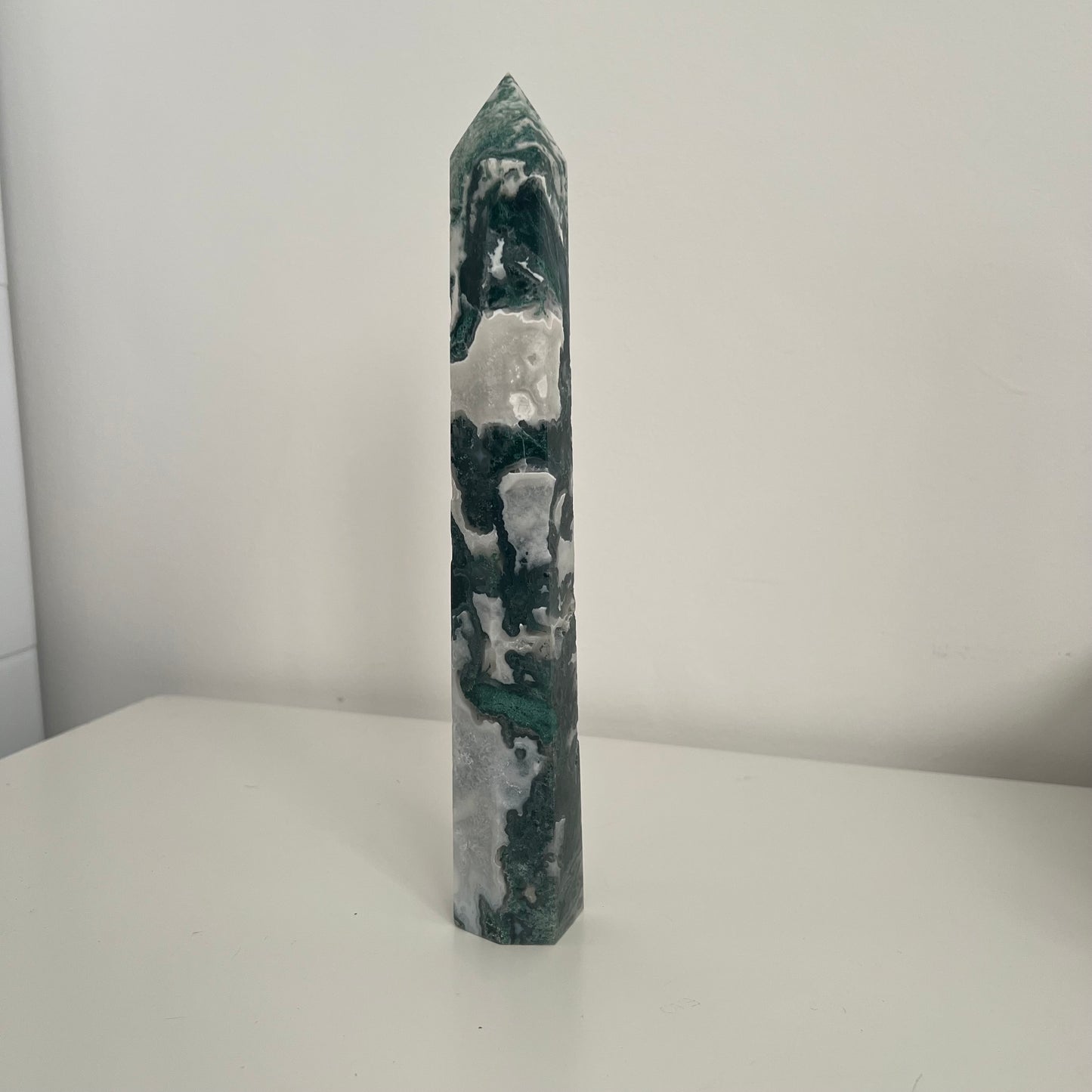 Statement Moss Agate Tower C