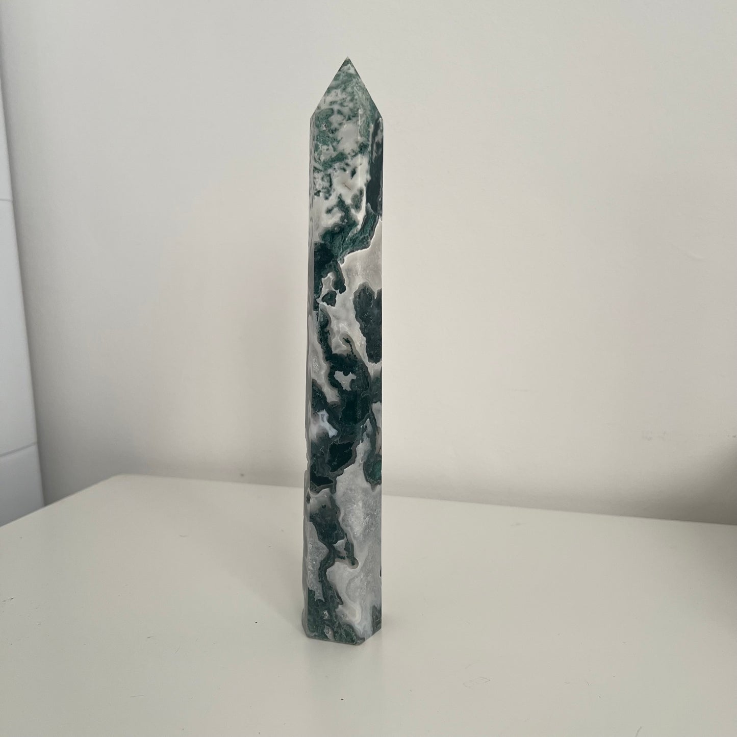 Statement Moss Agate Tower C