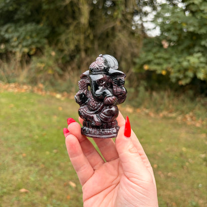Garnet Ganesh Carving – 7cm