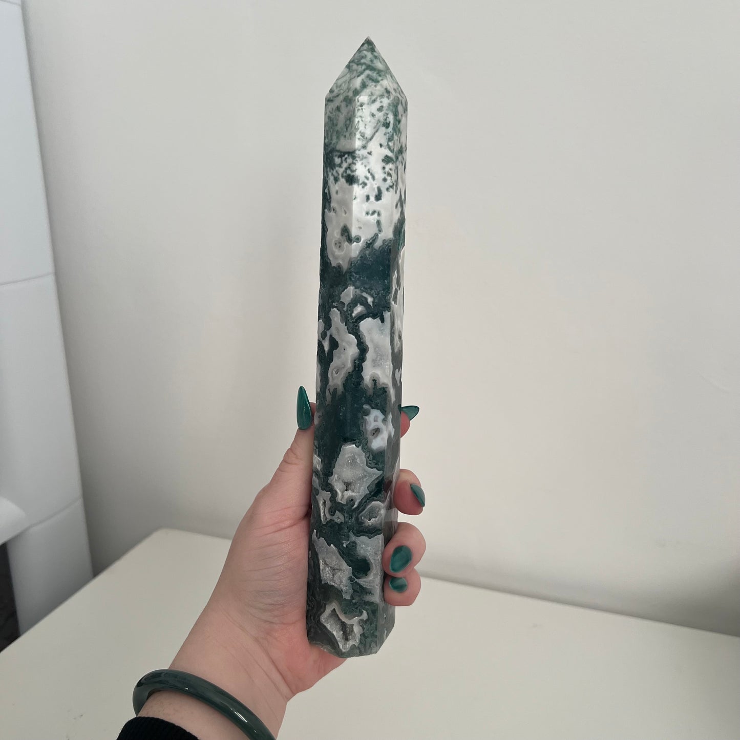 Statement Moss Agate Tower C