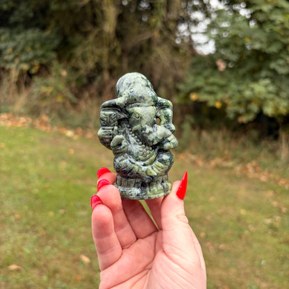 Serpentine Ganesh Carving – 7cm