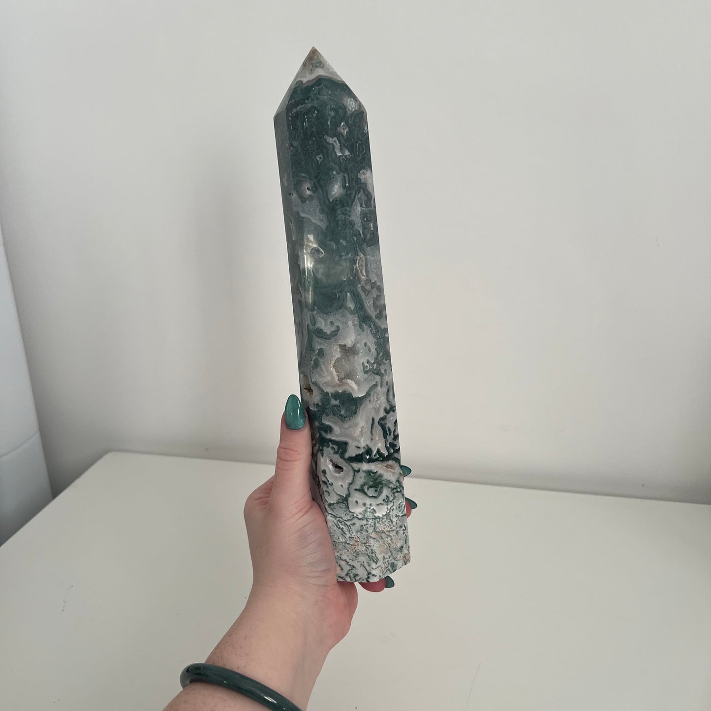 Statement Moss Agate Tower B