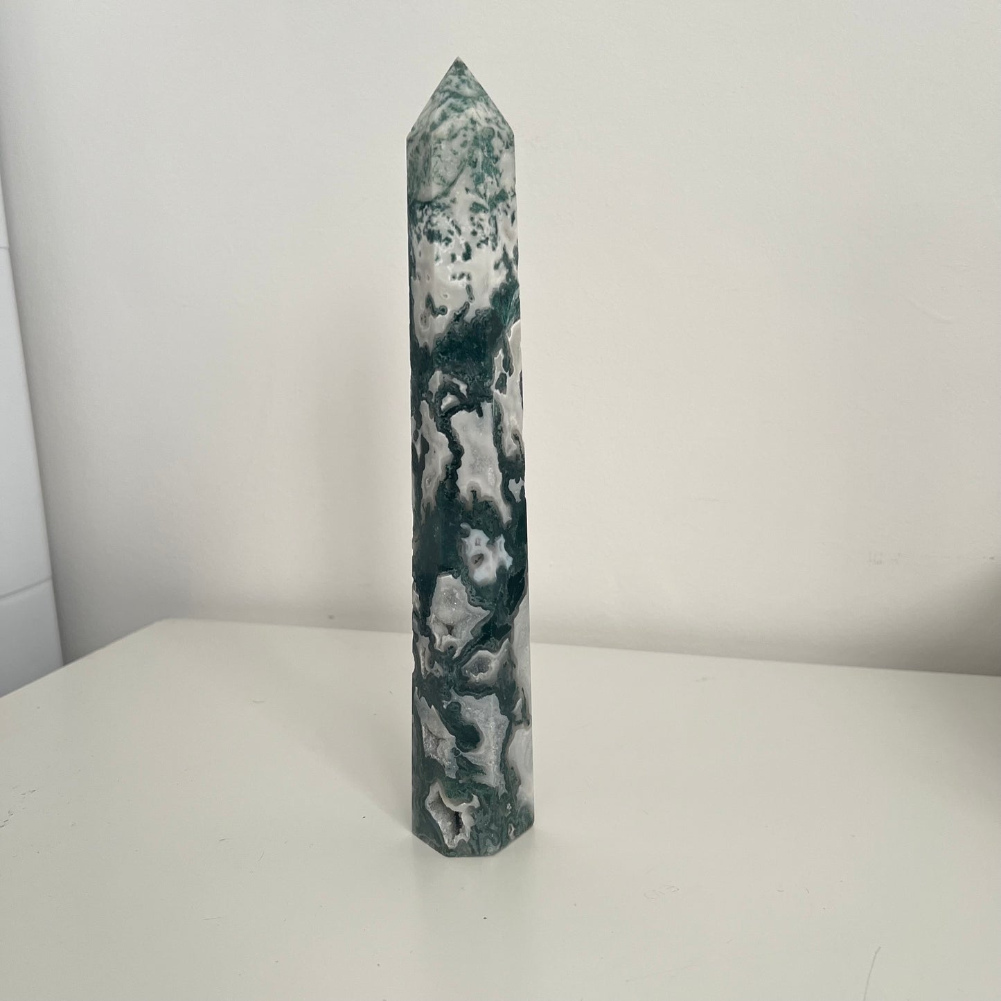 Statement Moss Agate Tower C