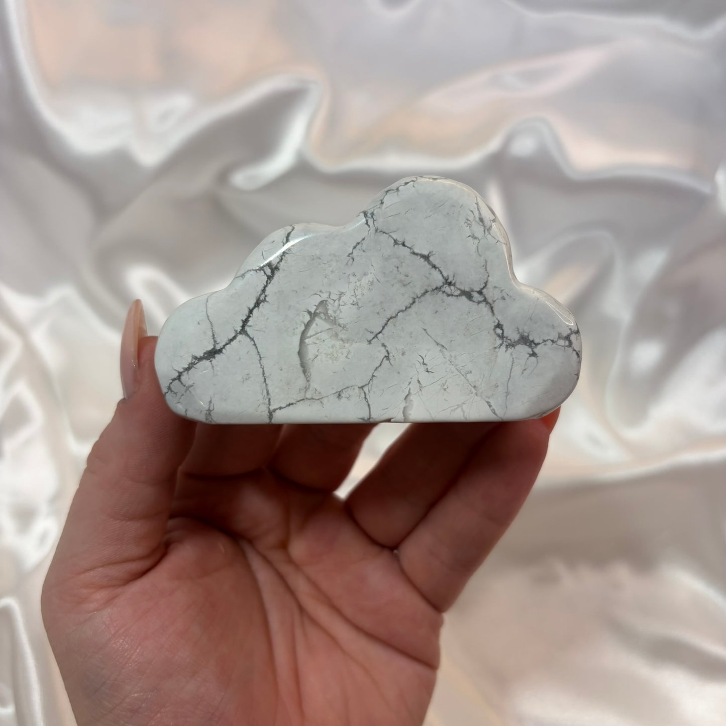 Howlite Cloud B