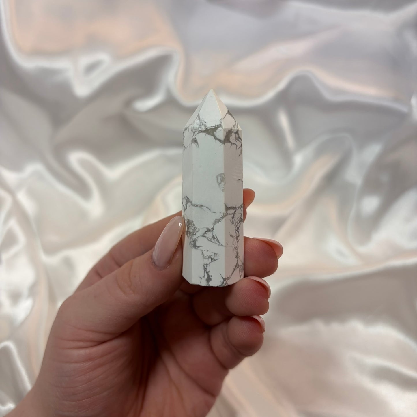 Howlite Tower B