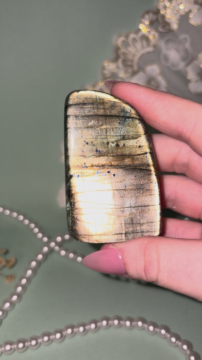 Labradorite Freeform – Piece B